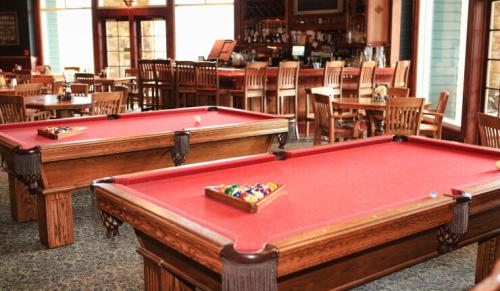 Brasstown-Valley-Dining-Brassies-pool2-740x430