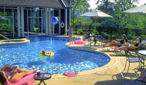 Brasstown-Valley-Family-Fun-And-Attractions-1-740x430