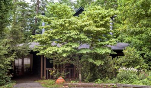 Cottage-Exterior-740x430