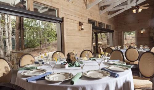 Creekside-Banquet 8-740x430