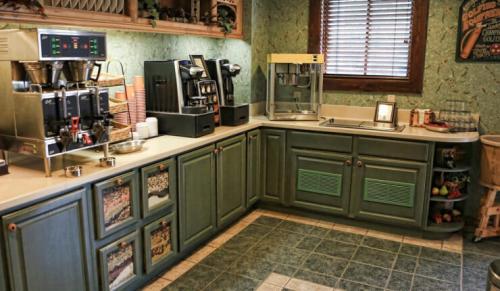 brasstown-valley-meetings-events-continous-break2-740x430